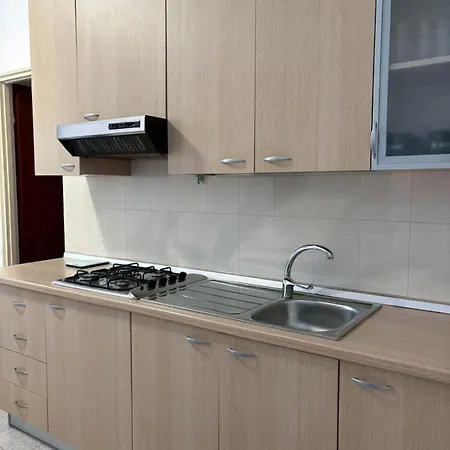 Michelino Sunset Apts *
