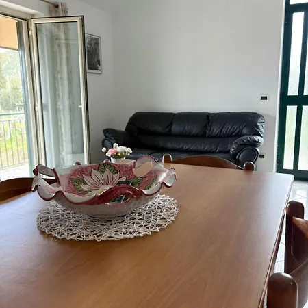Michelino Sunset Apts *
