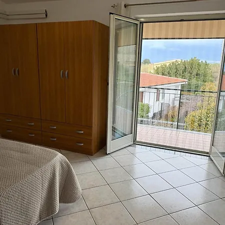 Michelino Sunset Apts *