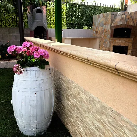 Michelino Sunset Apts * Parghelia